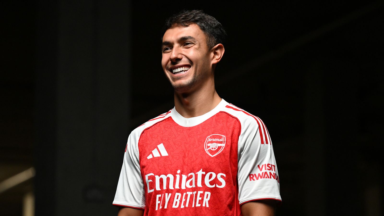 Arsenal 2025/26: Tân binh chất lượng, mục tiêu chinh phục Ngoại hạng Anh